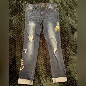True Craft Embroidered Cuffed Skinny Jeans